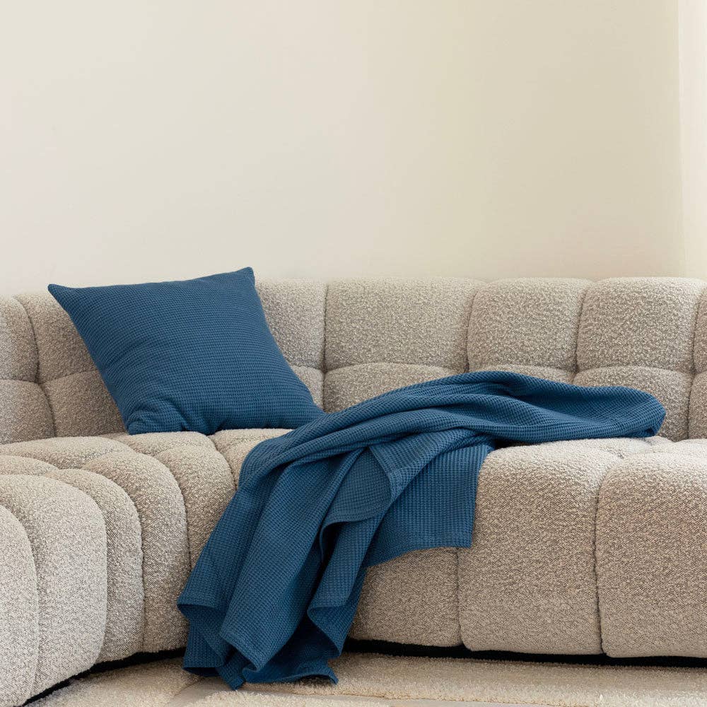 Milo Waffle Throw: Chai