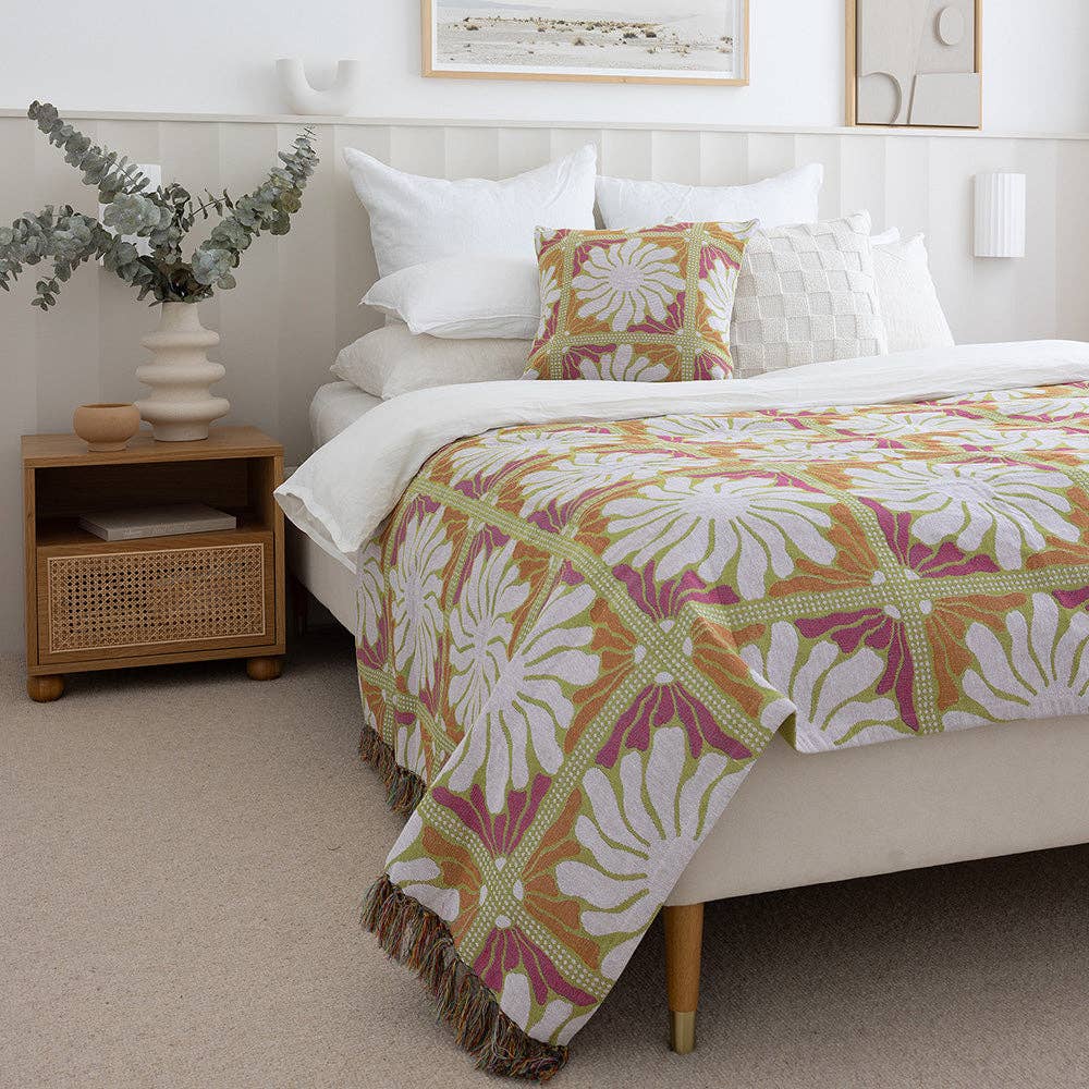 Zinnia Throw Blanket: Sorbet
