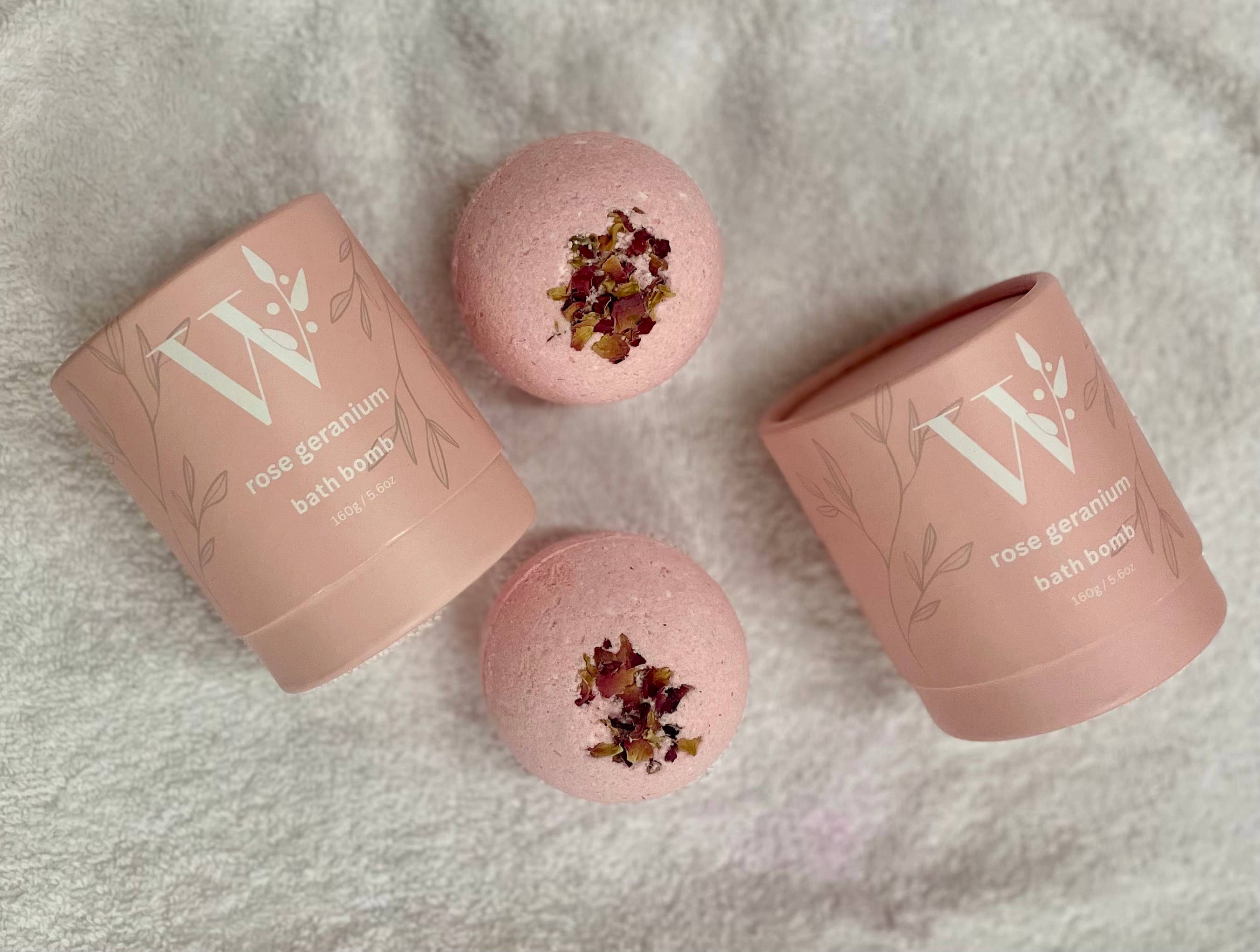 Bath Bombs - rounds: Rose geranium