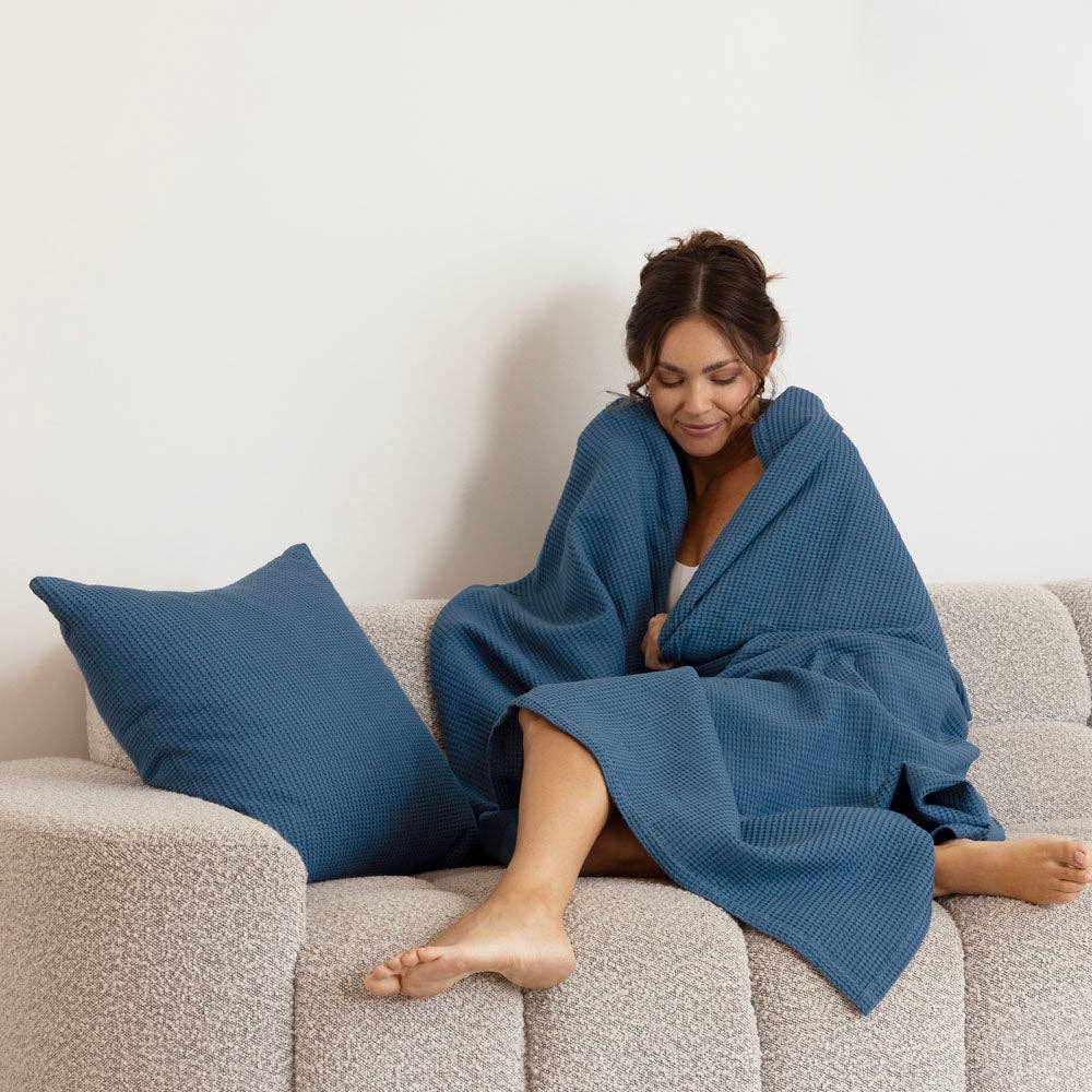 Milo Waffle Throw: Chai