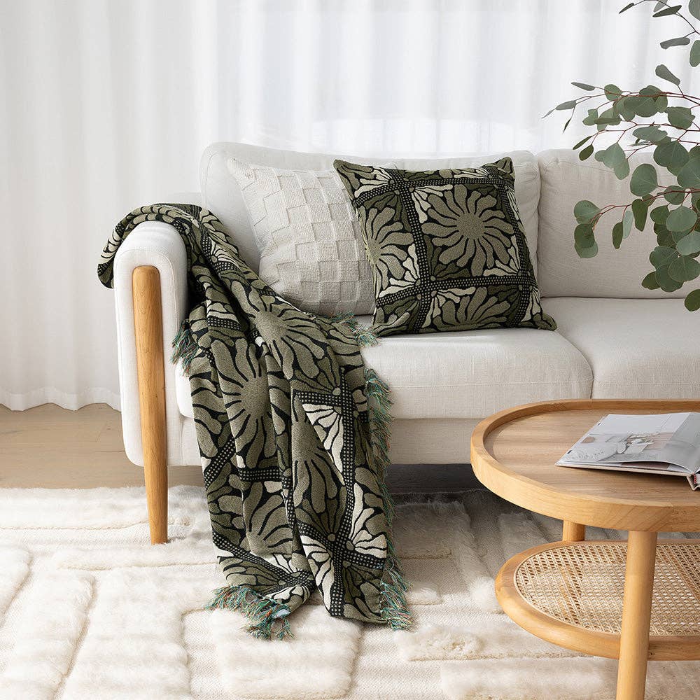 Zinnia Throw Blanket: Sorbet