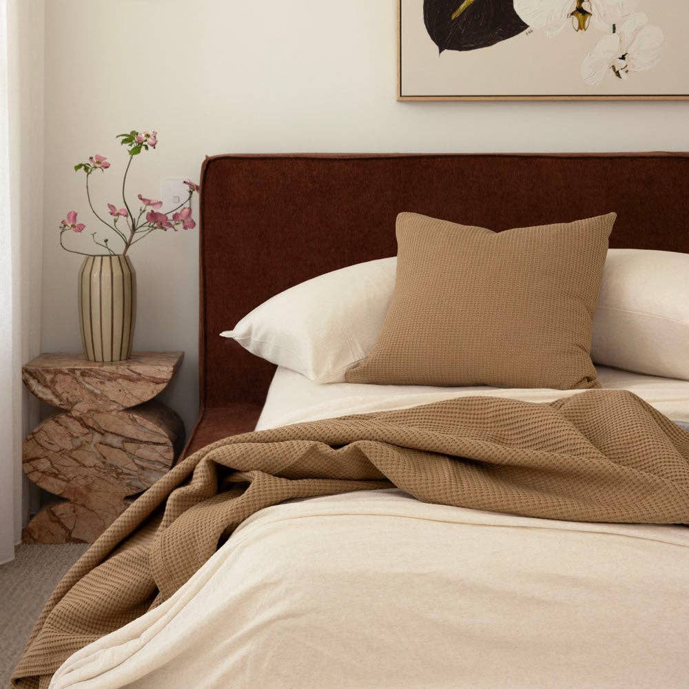 Milo Waffle Throw: Chai